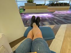 -星巴克(香港国际机场44号闸店)
