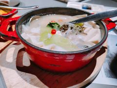 酸汤鱼-小大董·烤鸭(观景餐厅·南京西路店)