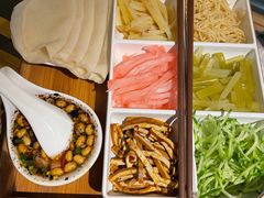 丝娃娃-野山舂·贵州现舂酸汤牛肉(民生路店)