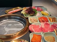 -梨花甄选自助烤肉(小寨原力场店)