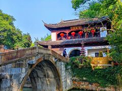 -汇龙潭