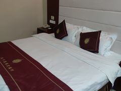 -兴芮温泉度假区