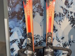 -五缘湾悦都汇购物中心