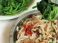 -灵山卢梅燕粉店