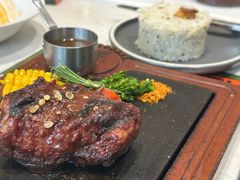 -西语炭烧牛排·西厨(滨湖万科里店)