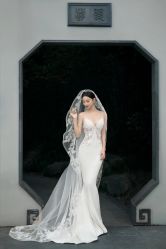 -喜爱高定婚纱摄影