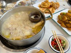 -朴小妹人参鸡汤火锅(长白山万达店)