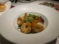 虎皮虾藜麦牛油果色拉-弦月窗LUNETTE BY AMANDA(复兴路店)