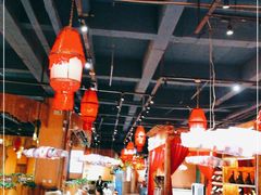 大堂-老滇山寨•云南特色菜•地方菜•民族风情歌舞表演(金碧店)