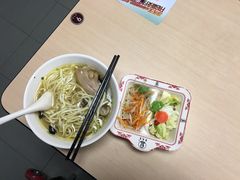 -李先生牛肉面大王(合肥火车站出站口店)