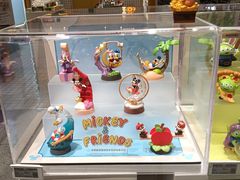 -泡泡玛特POPMART(上海环球港店)