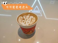 热拿铁-Manner Coffee(万象前海店)