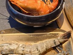 -铭牛烧肉·和牛海鲜自助(高新月牙湖店)