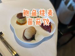 梅辣火鸭丝酥-三号黄浦会Canton Table