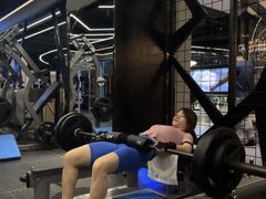 -懒人Club健身(卓越时代广场店)