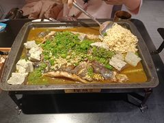 -探鱼·鲜青椒爽麻烤鱼(银泰城店)