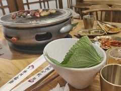 -青瓦餐厅·生鱼片·韩园烤肉(西塔店)