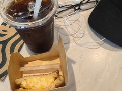 -星巴克(武康路店)