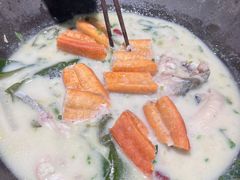 鲜潭手制虾滑老油条-鲜潭蒸汽石锅鱼(五道口购物中心店)