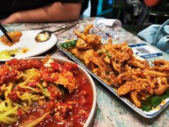 蒜香鸡脚-浩海火烧云傣家菜(京广店)