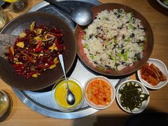 -一朵菌·野生菌探索家火锅(南亚店)