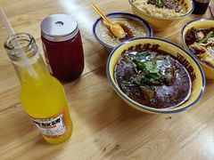 -二娃邓板凳面(解放碑店)