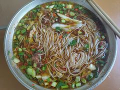 -胡记牛杂粉