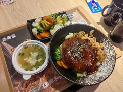 日式汉堡肉饼饭-吉野家(锦辉商城黄河路店)