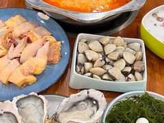 -老何家后安粉·糟粕醋海鲜火锅(三亚湾椰梦长廊店)