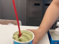 -DQ·蛋糕·冰淇淋(金源新燕莎MALL店)