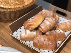 -沁屋面包店(人民东路店)