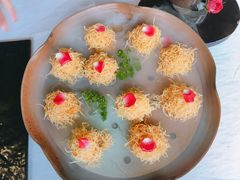 雾都虾球-山顶顶概念四川菜(黄埔大道店)