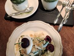 -luutosa  cafe & tea 鹿兔山