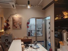 -Fridi Patisserie Cafe