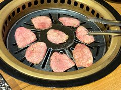 -炼火烤肉店