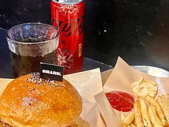 -shark burger·鲨鱼汉堡(交子大道店)