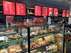 面包甜点陈列柜-星巴克(东莞莞城万科中心店)