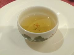 -景月阁空中食府(希尔顿酒店)