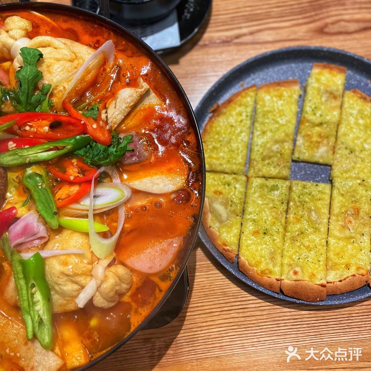 开在汉口这家韩餐为何如此火爆？｜NEED韩餐.