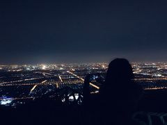 -鬼笑石后山停车场