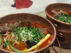 -成都你六姐·牛肉冒菜(城市集市合生汇店)