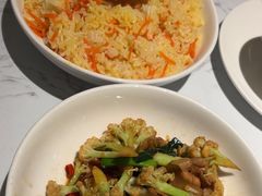 -关东小磨东北菜(漕河泾印象城店)