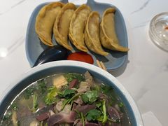 -老新隆牛肉锅贴(新街口店)