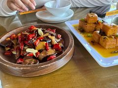 -隔壁老王·家常云南菜(花巷店)