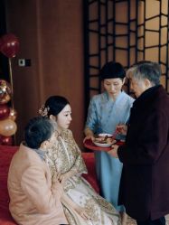 -Renee芮亦婚纱