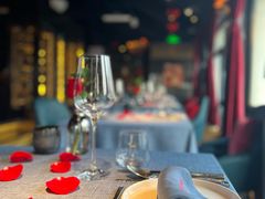 -弦月窗LUNETTE BY AMANDA(复兴路店)