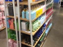 -名创优品(海珠乐峰广场店)