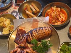 -草家酱蟹炭火烤肉店(珲春南路一店)