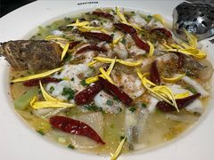 -渔语鱼酸菜鱼新川菜(来福士店)