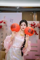 -桃子造型婚纱礼服(凤起广场店)